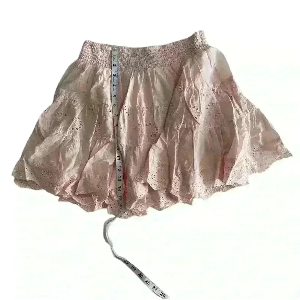 Guess Womens Tiered Eyelet Skirt Pink Roses Size Medium NWT - Picture 13 of 13